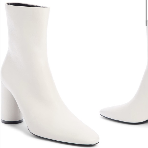 Balenciaga Oval White Bootie - Picture 1 of 6